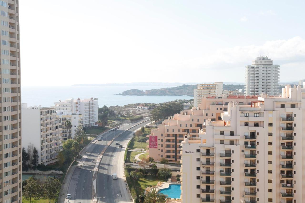 Apartment Rocha Tower - 13d *
